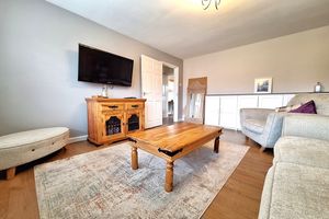 Lounge- click for photo gallery